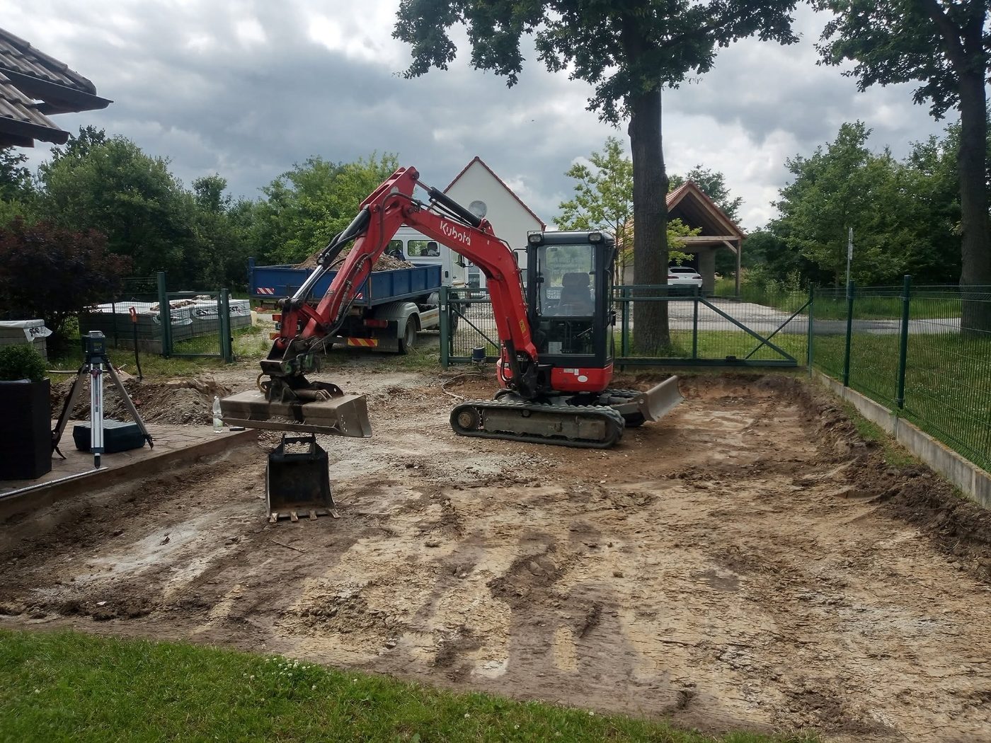 Výkopové práce bagrem – České Budějovice 2